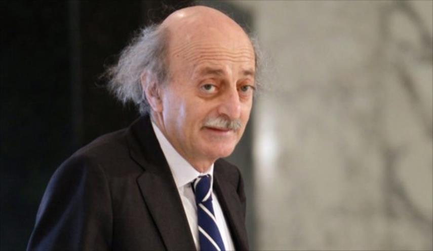 جنبلاط: في هذه اللحظة المصيرية أدعو للحوار والهدوء