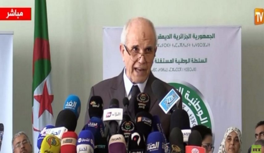 إعلان قائمة المرشحين لمنصب الرئاسة في الجزائر