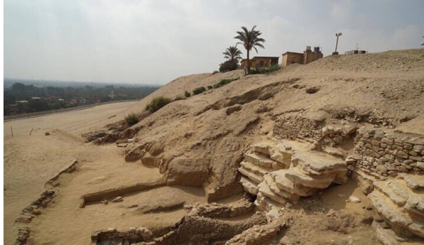 مصر.. العثور على آثار جديدة بمنطقة لم يسبق استكشافها