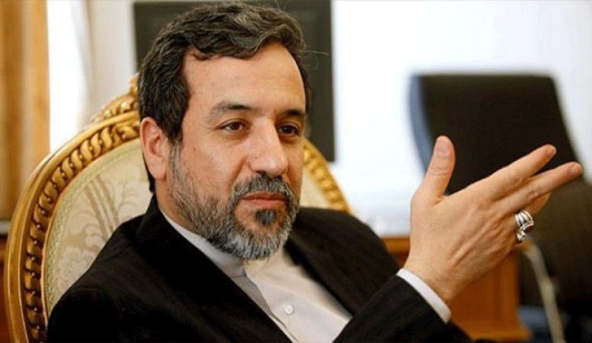 عراقجي يصل موسكو لمناقشة نزع السلاح النووي