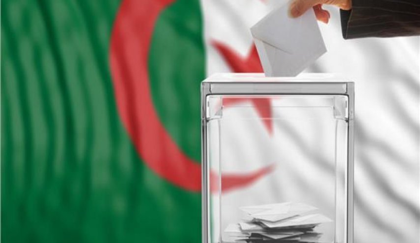 المجلس الدستوري الجزائري يعلن القائمة النهائية لمرشحي الرئاسة