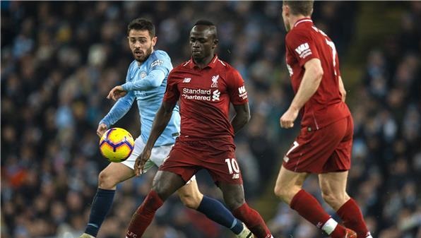 ليفربول يقهر مانشستر سيتي ويحلق بعيداً بصدارة البريمرليغ