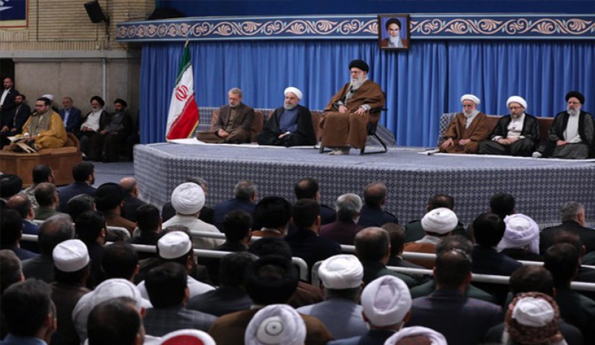 قائد الثورة: موقف ايران من قضية فلسطين حاسم ومبدئي