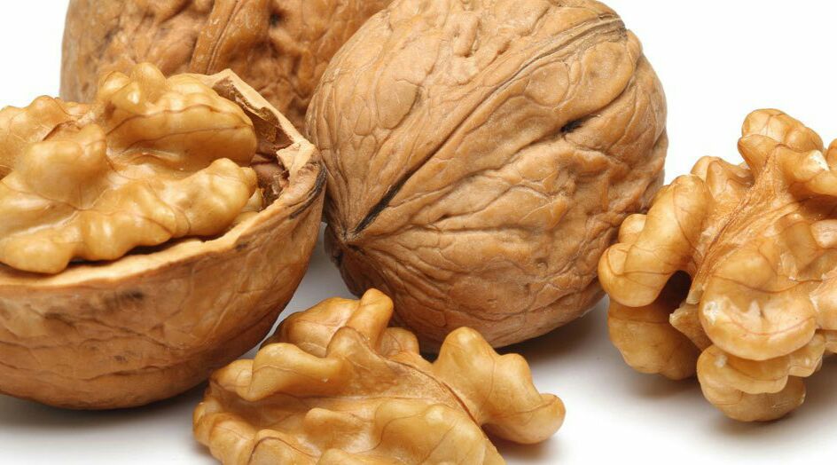 كل حبة جوز تبعد عنك هذا المرض الخطير خطوة