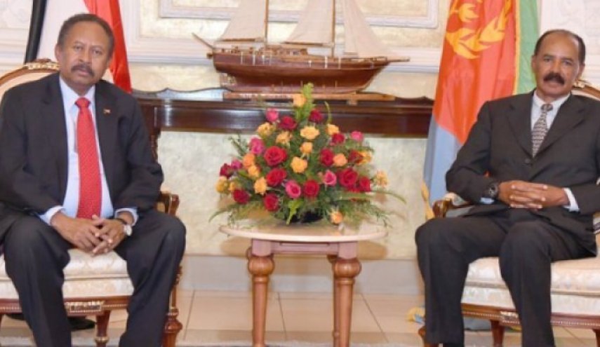 جلسة مباحثات مغلقة بين حمدوك والرئيس الإريتري