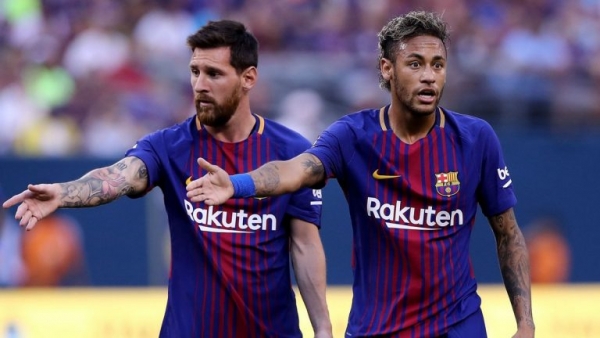 فرانس فوتبول تكشف ما قاله ميسي لـنيمار