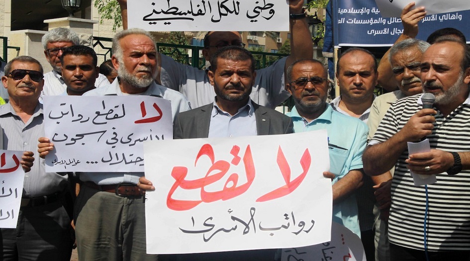 الأسرى الفلسطينيون المحررون ينهون اعتصامهم بعد 43 يومًا