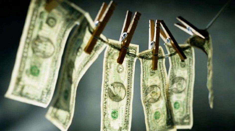 فضيحة "أوراق دبي" تلطخ سمعة أول بنك سويسري على الإنترنت