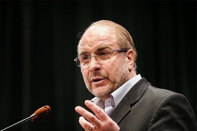 عمدة طهران السابق يترشح للانتخابات البرلمانية