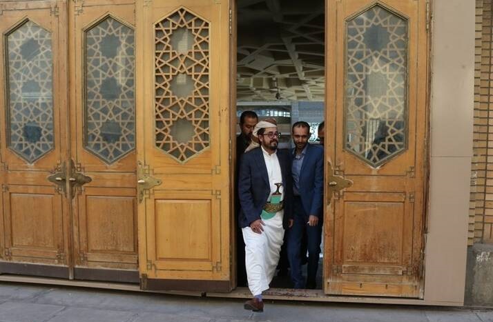 حضور سفير يمن در حرم حضرت معصومه(س)