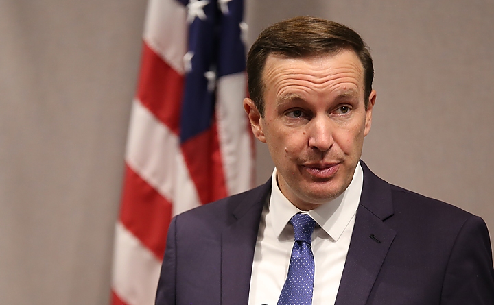 نگرانی سناتور آمریکایی از عواقب ترور حاج قاسم سلیمانی