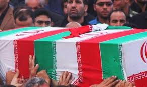 الشهيد سليماني في سطور..القائد الذي لم يعرف الجلوس في المكتب