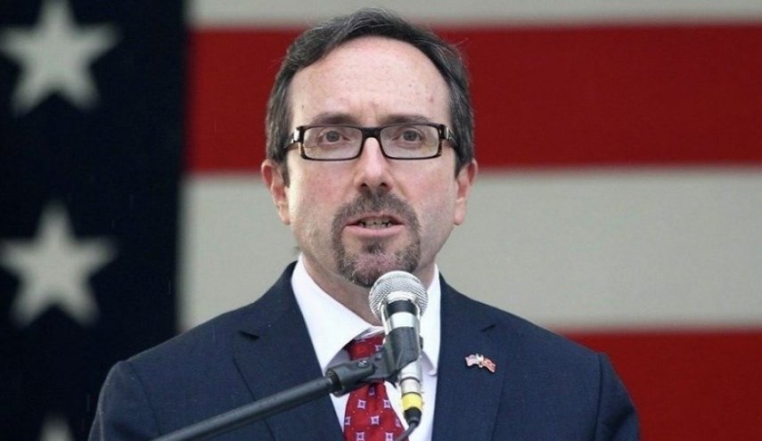 أنباء عن استقالة السفير الامريكي في افغانستان