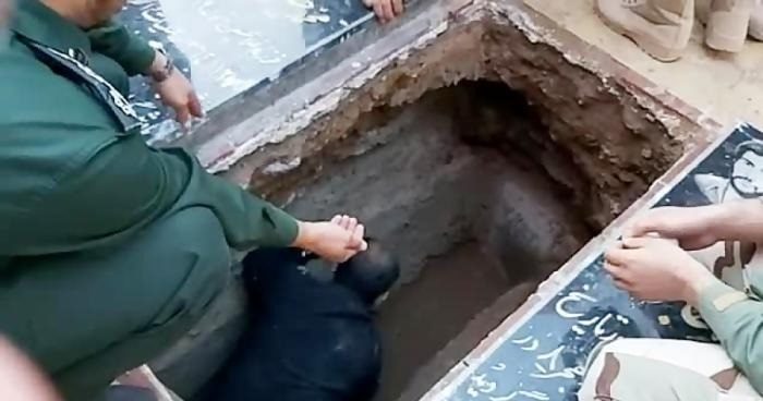 بالصورة.. هذا ما سيتم دفنه مع جثمان الشهيد سليماني