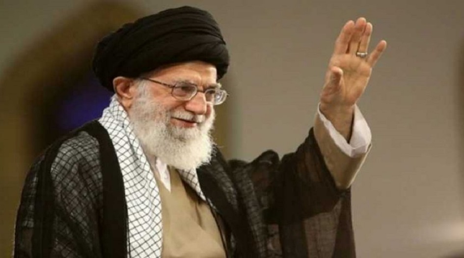  الامام الخامنئي يتحدث مع حشوداً غفيرة من اهالي مدينة قم 