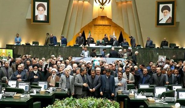 البرلمان الايراني يؤكد دعمه الحازم للحرس الثوري وبرامجه