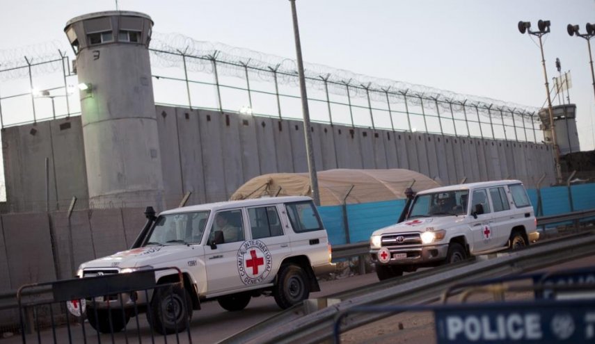 أوضاع صحية حرجة لـ 3 أسرى يقبعون في سجون الاحتلال