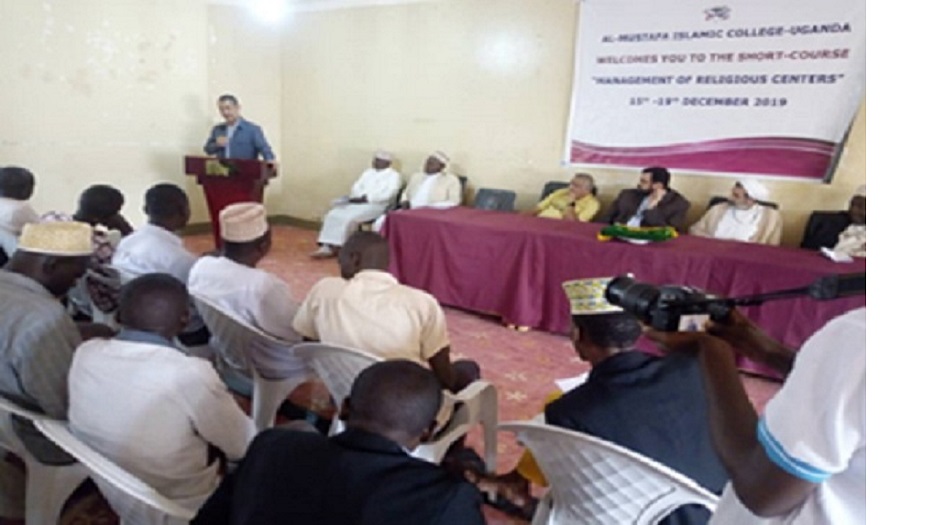 تنظيم دورة متخصصة حول "مهارات تعليم القرآن الكريم" بأوغندا