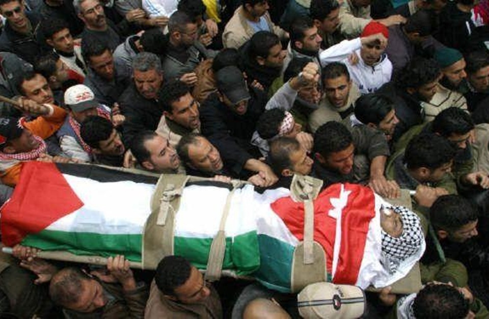  استشهاد شاب فلسطيني بالمواجهات في الضفة الغربية 