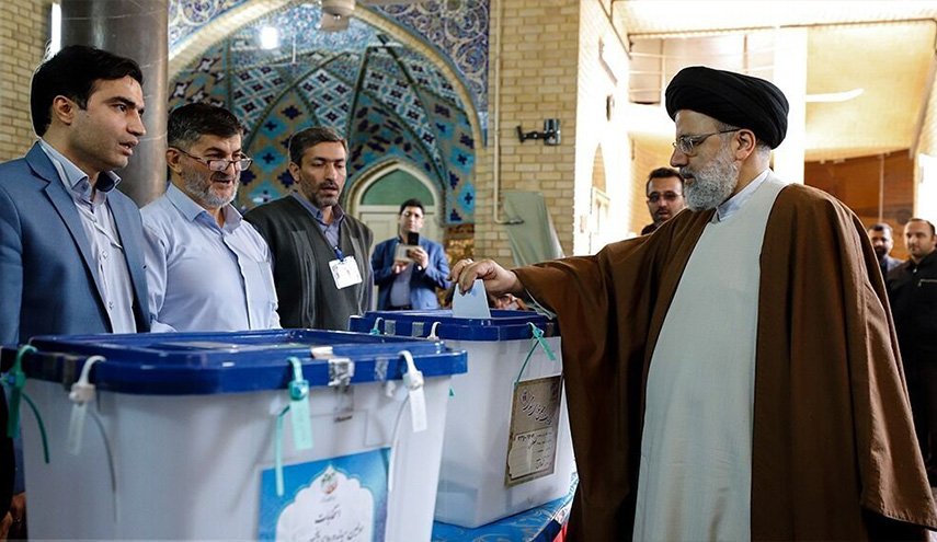 رئيسي: الانتخابات هي افضل سلاح لمواجهة مؤمرات الاعداء