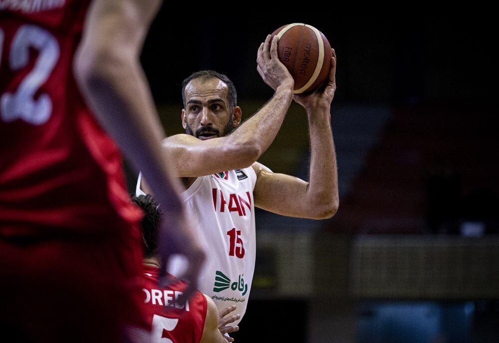 سلة ايران تستضيف قطر بعد فوز عريض على سوريا في التصفيات الاسيوية