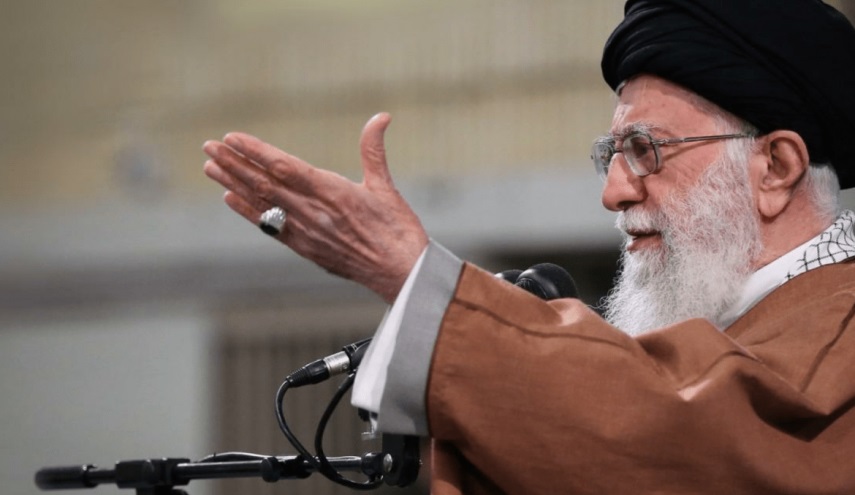 الامام الخامنئي يعلق على أوضاع المسلمين بالهند