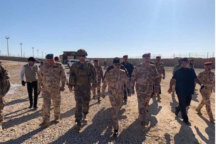 شاهد: التحالف الأمريكي ينسحب من قاعدة القائم العراقية 