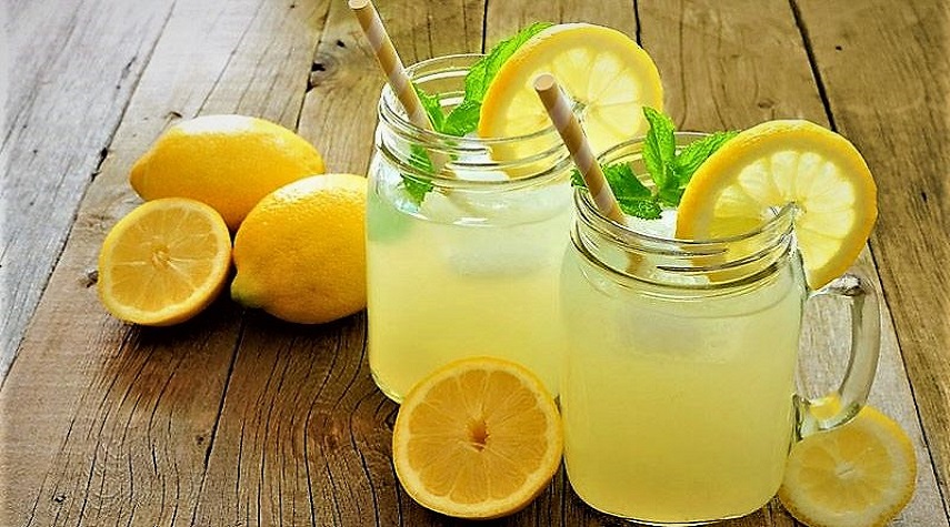 ۱۰ مزيت نوشيدن آب ليمو هر روز صبح 