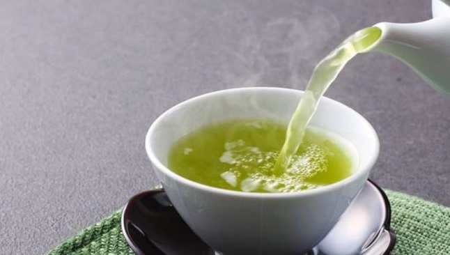 7 مشروبات لتنظيف الكبد بشكل طبيعي.. تعرف عليها