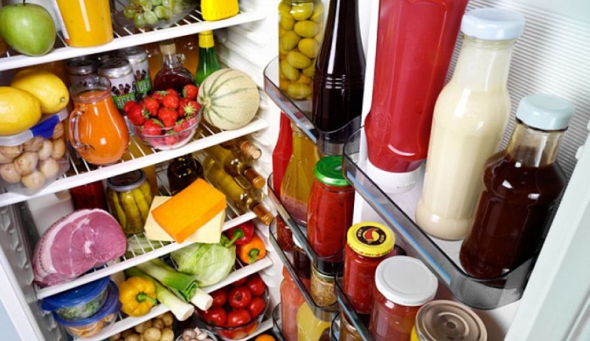 هل يمكن أن يبقى فيروس كورونا على قيد الحياة في ثلاجتك؟