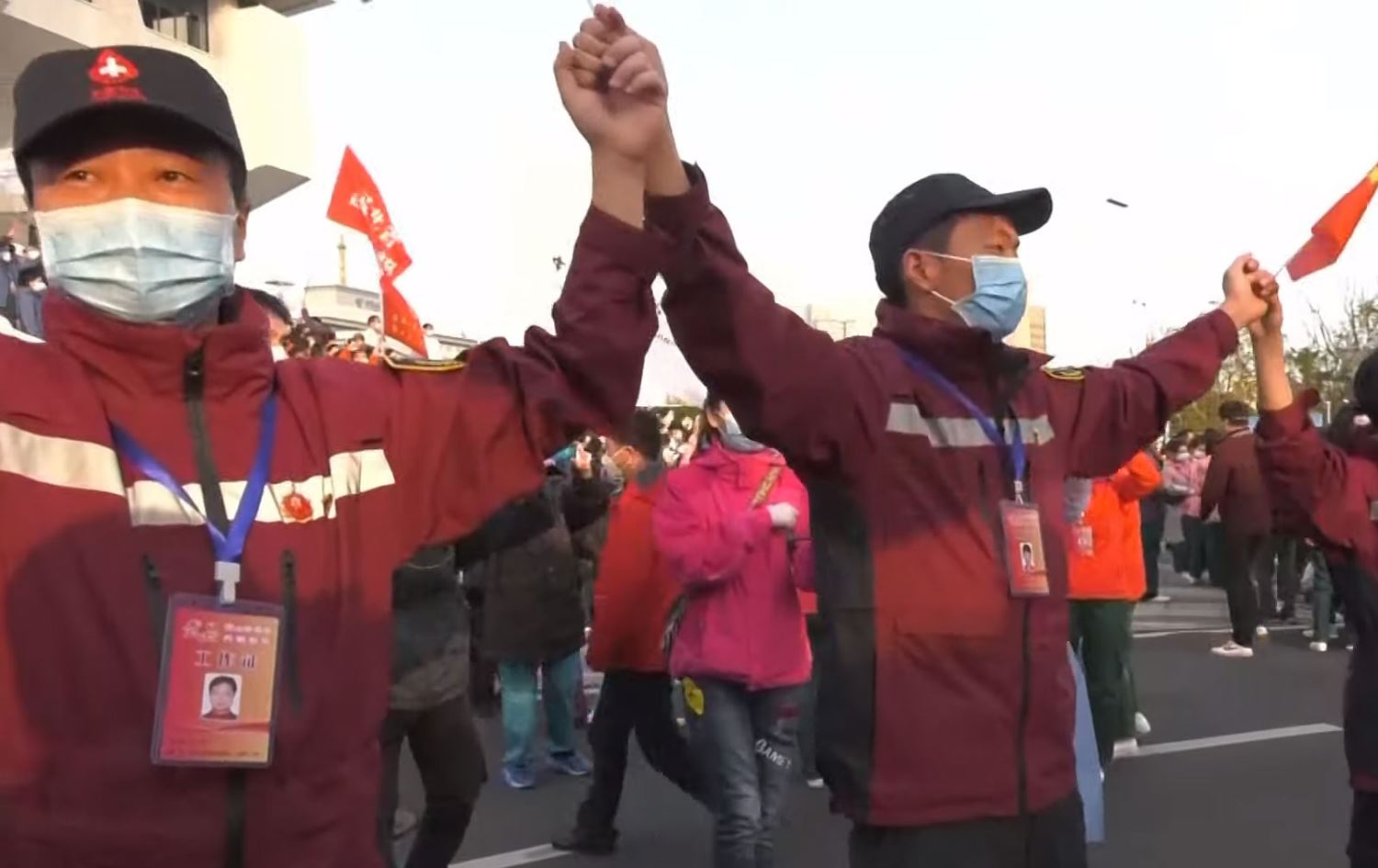 ووهان تستيقظ من كابوس كورونا... لكن أشباح العدوى لا تزال تطارد المدينة