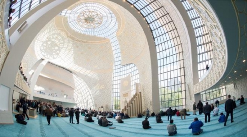 ألمانيا تعيد فتح المساجد بعد إغلاق دام شهرين