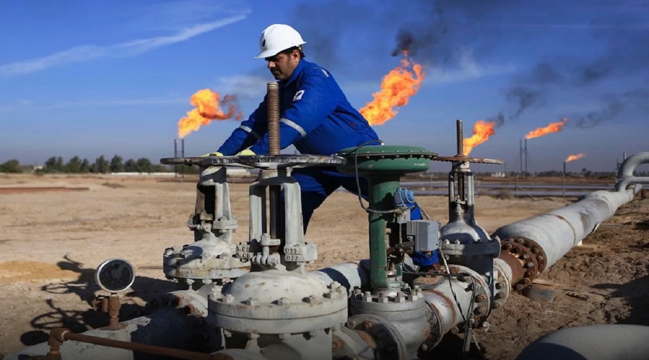 3 دول خليجية تعلن خفض إنتاج نفطها طواعية
