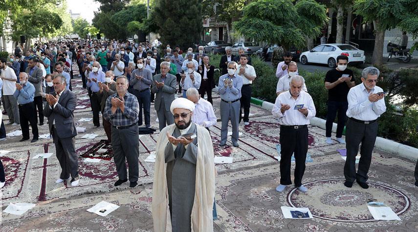 اقامة صلاة عيد الفطر السعيد في ايران