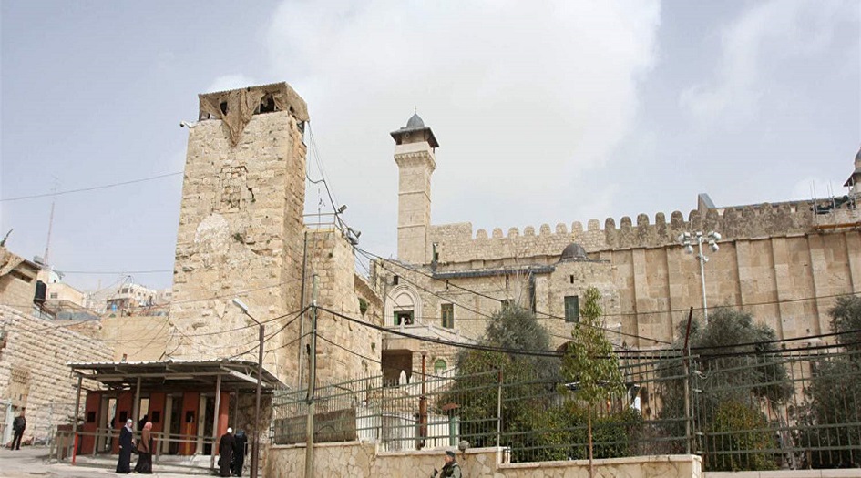 فتح المسجد الإبراهيمي وكنيسة المهد بمدينة الخليل بعد إغلاق 3 أشهر