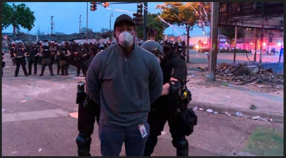 روسيا تحتج رسميا ضد قمع شرطة اميركا لمراسل ريا نوفوستي