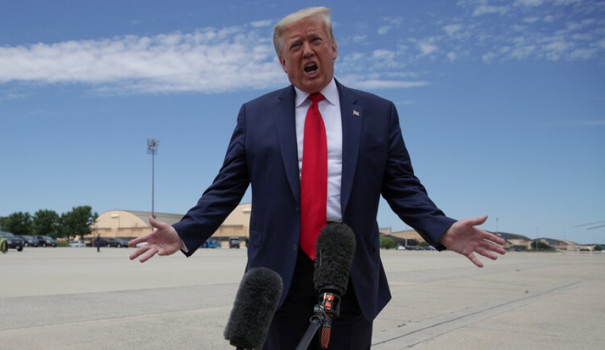 هكذا يهدد ترامب المتظاهرين في بلاده