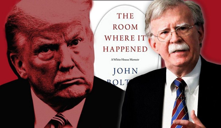 ترامب يرد على كتاب بولتون ويصفه بالأحمق!