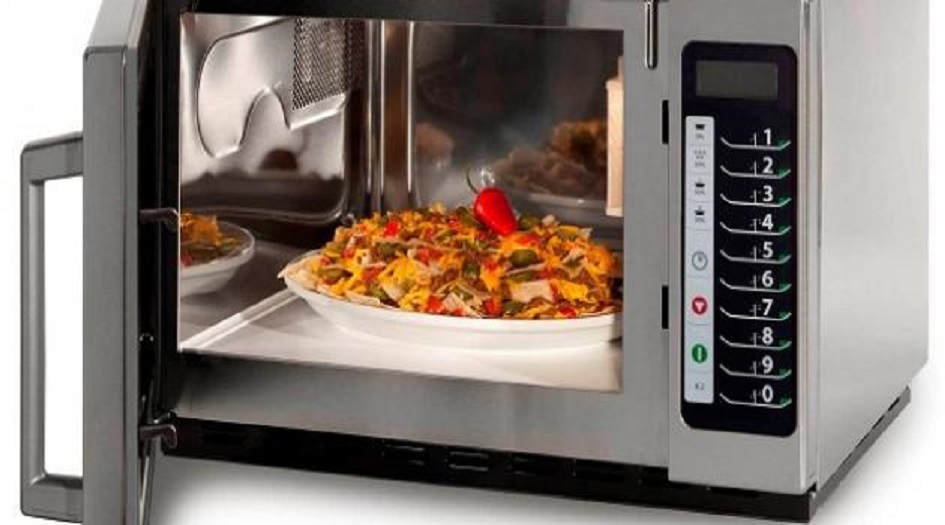 خبير يبدد الخرافات حول أفران الميكروويف