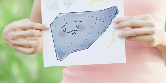 النظر إلى الوجه فقط… علامات تدل على مشاكل في الكبد