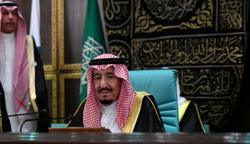 رغم زيادة المصابين بكورونا... سلمان يرفع منع التجول بشكل كامل في البلاد!