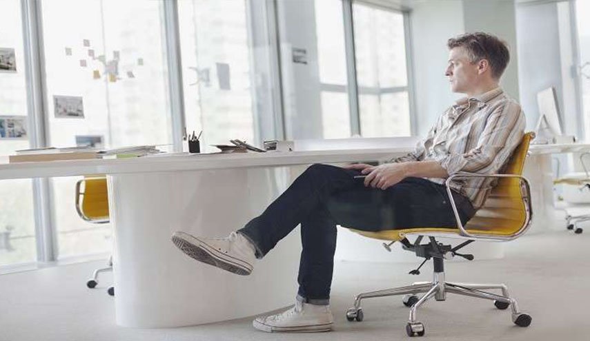 علاقة الجلوس الطويل والإصابة بالمرض الخبيث!