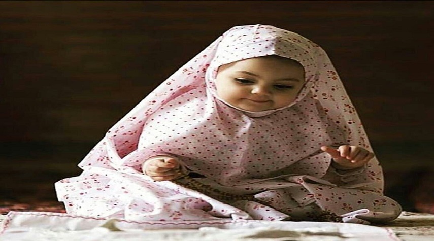بركات داشتن فرزند دختر از نگاه امام صادق (ع) 