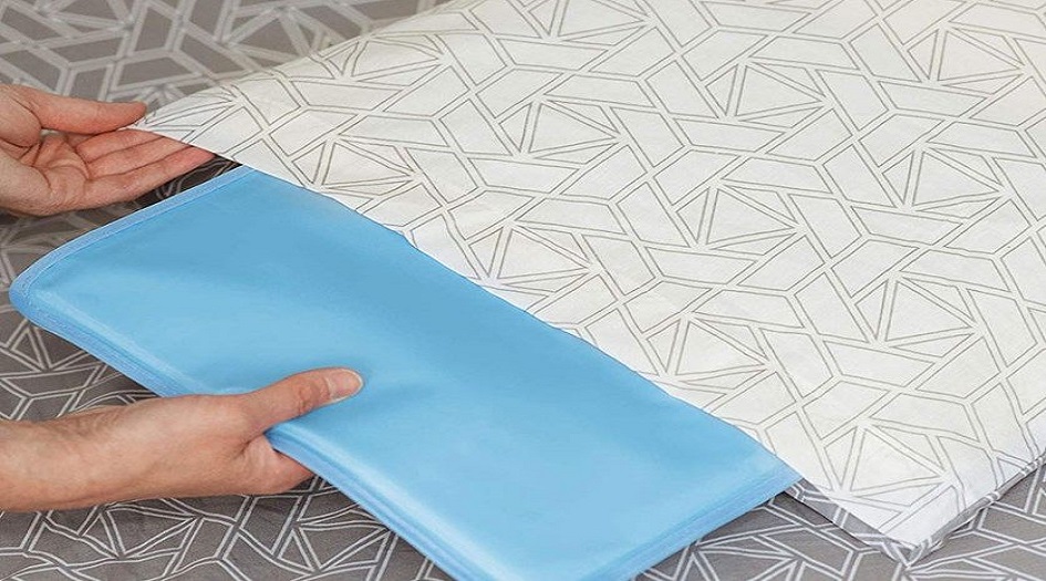 وسادة تبريد سحرية للنوم في الأجواء الحارة