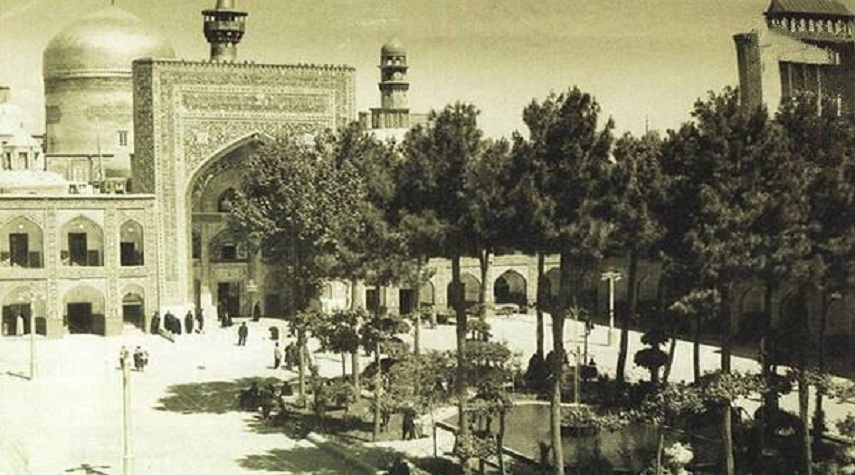 تصاوير قديمي از حرم امام رضا عليه السلام  + عكس