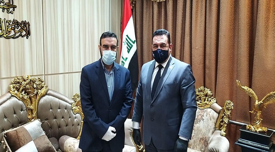 ايران والعراق يبحثان بشان تعزيز التعاون الامني والدفاعي