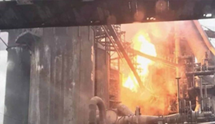 شاهد..انفجار ضخم في أكبر مصنع للصلب بأميركا