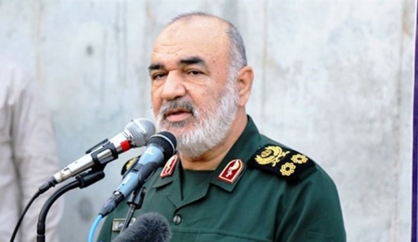 اللواء سلامي: طيران الحرس الثوري في كامل الجهوزية العملانية