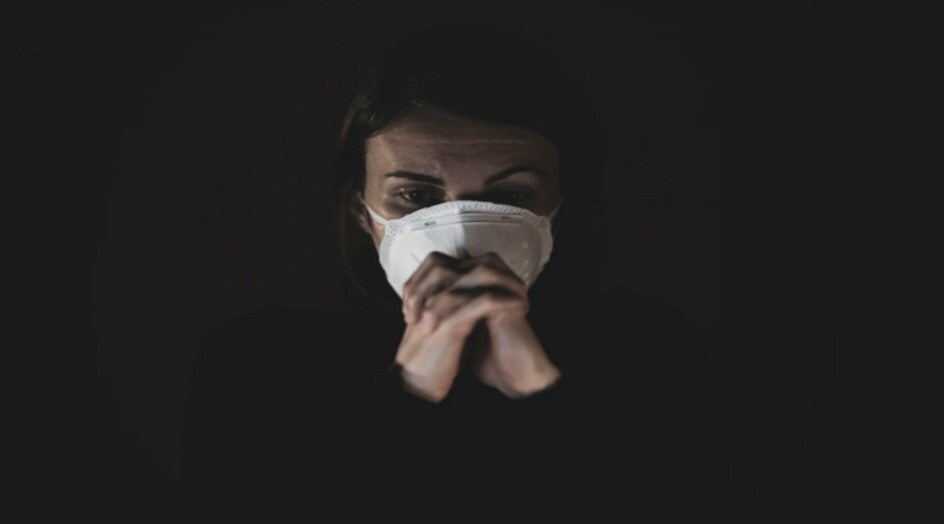 فريق طبي يحدد أعراضا دائمة حتى بعد الشفاء من "كوفيد-19"!