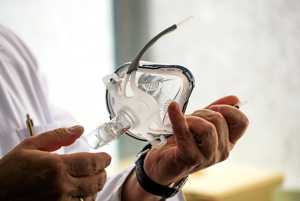 طبيب روسي يكشف الخطأ الرئيسي المسبب لتفشي كورونا